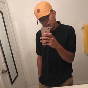 Meet your Posher, Luis